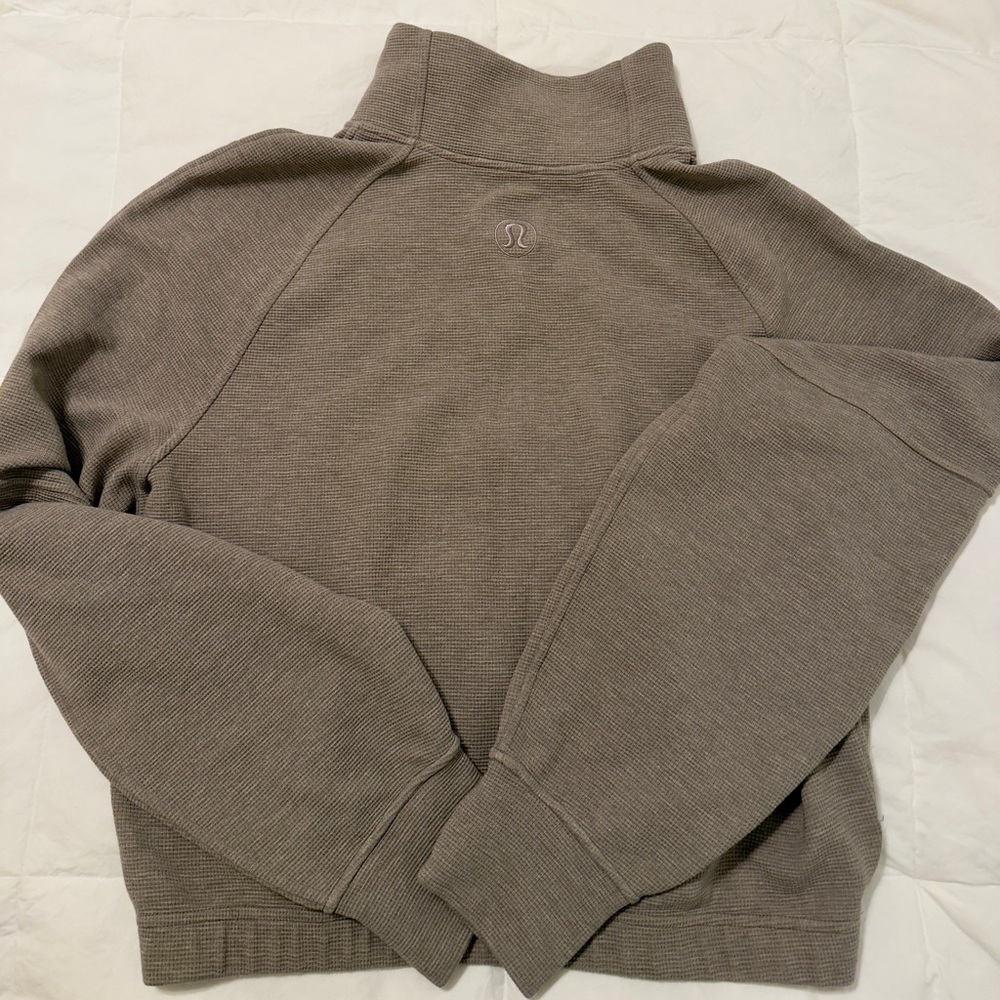 New-Lululemon athletica Scuba Cropped Funnel-Neck Half Zip Sweatshirt - Tan - Picture 10 of 14